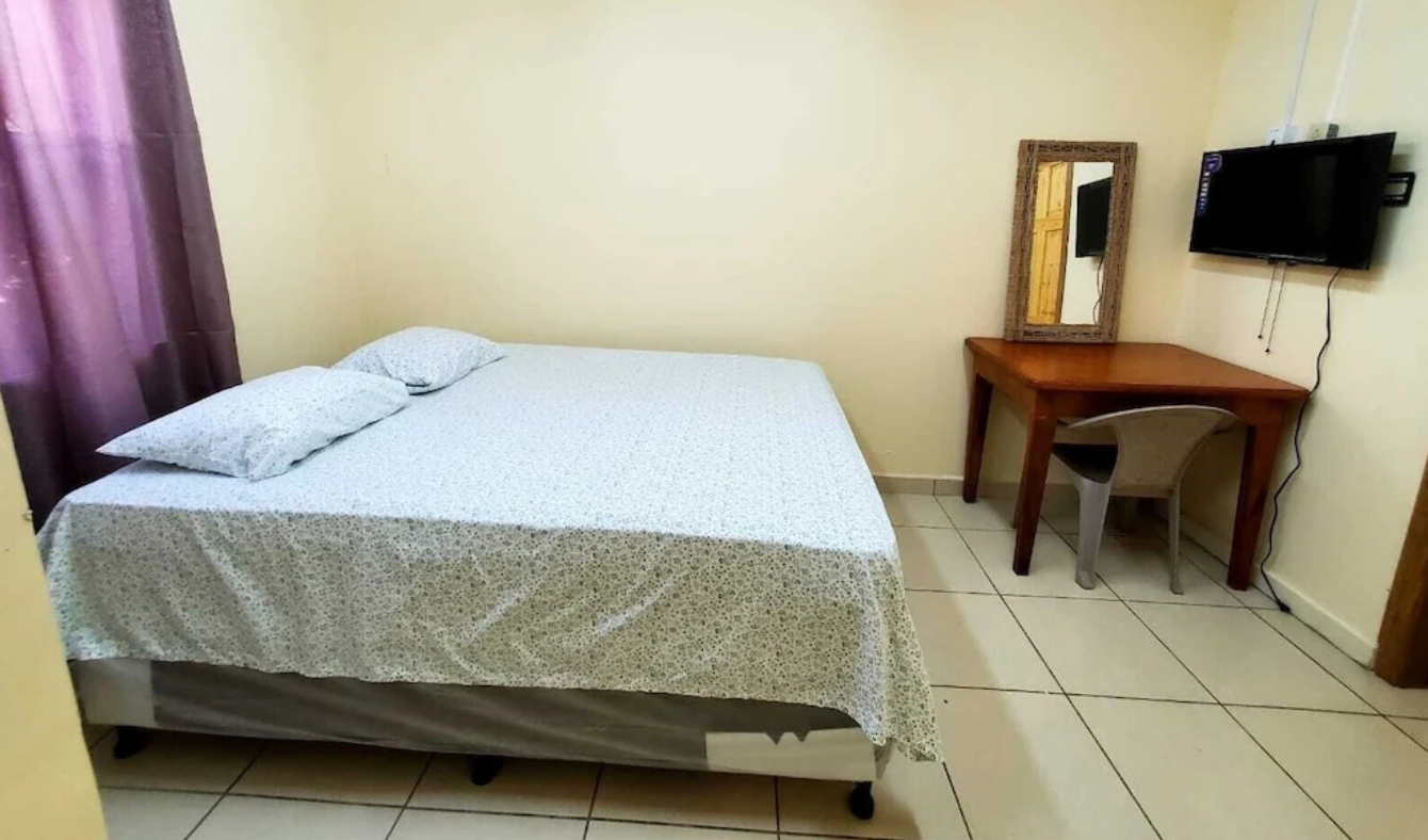 Caribbean Inn4